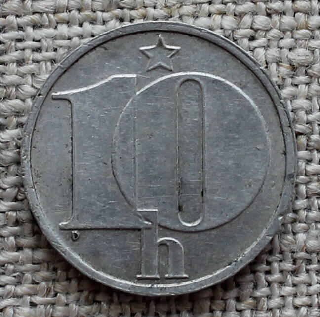 Монета  10 h .