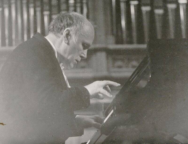 Фотография. Рихтер С.Т. - советский пианист.