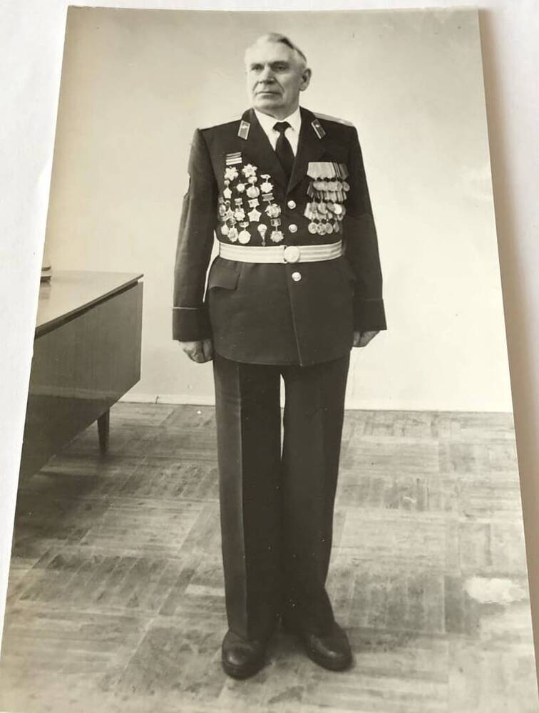 Фотография Ломовского Василия Захаровича, участника Великой Отечественной войны 1941-1945 гг., председателя Совета ветеранов г. Камышина