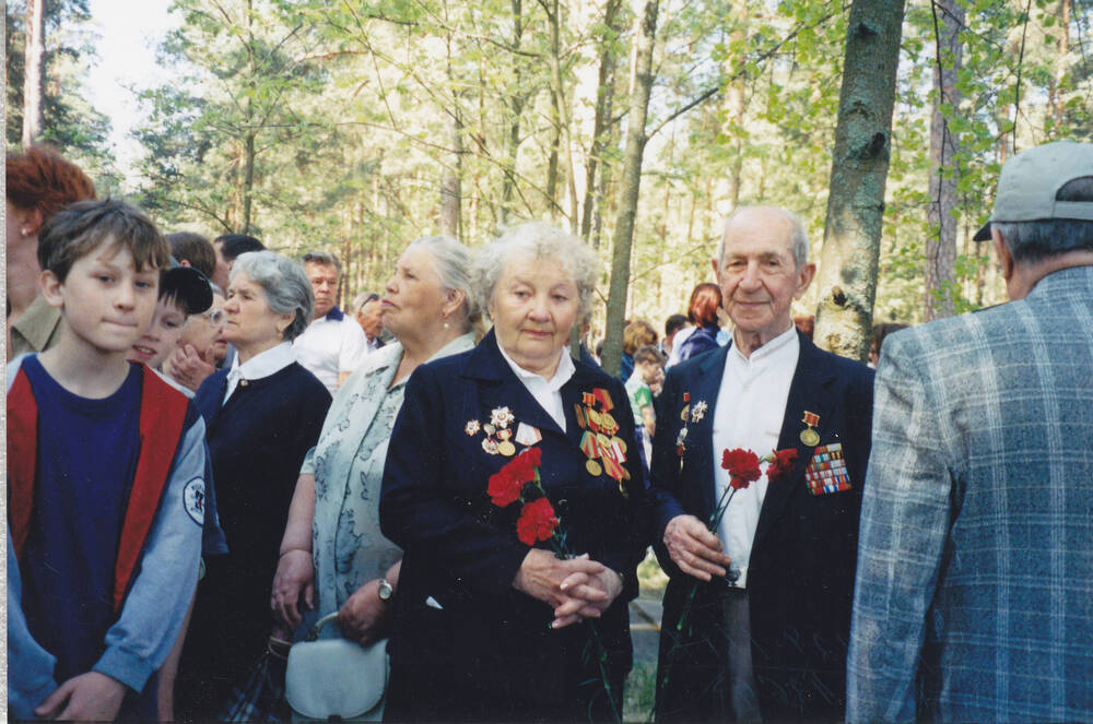 Фото Королевой  Юлии Иосифовны с наградами
