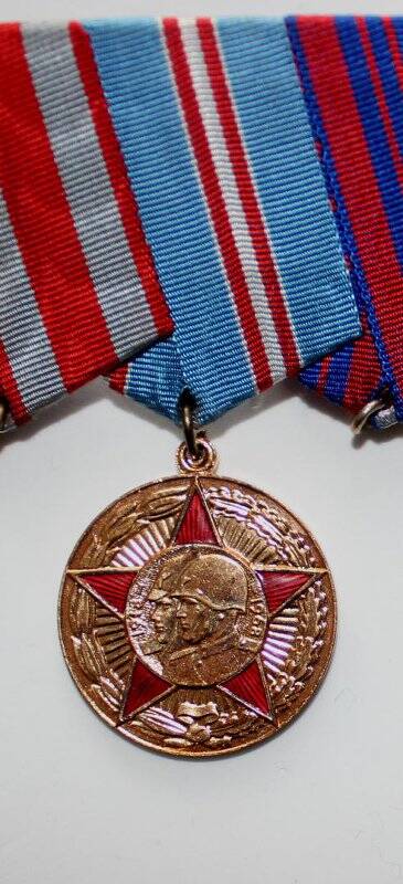 Медаль «50 лет Вооруженных сил СССР» Яковлева Сергея Макаровича.