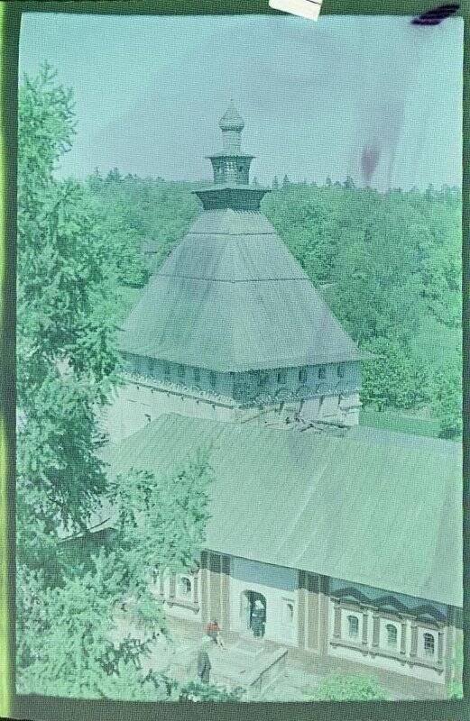 Негатив цветной. Вид с реставрационных лесов Рождественского собора Саввино-Сторожевского монастыря на Красную башню.