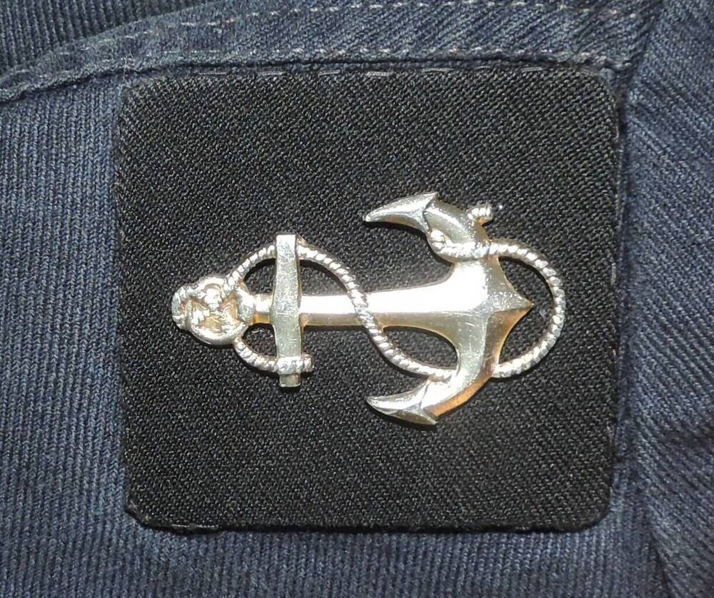 Погончик левый курсанта военно-морского училища к рубахе флотского костюма.