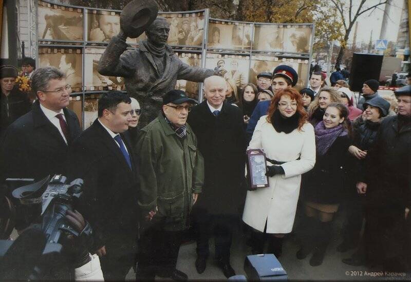 Фотография. Открытие памятника Ю. Деточкину в г.о. Самара