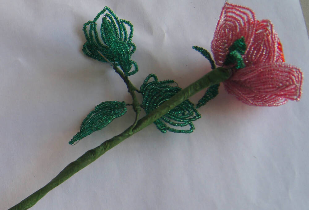 Плетение из бисера Роза.