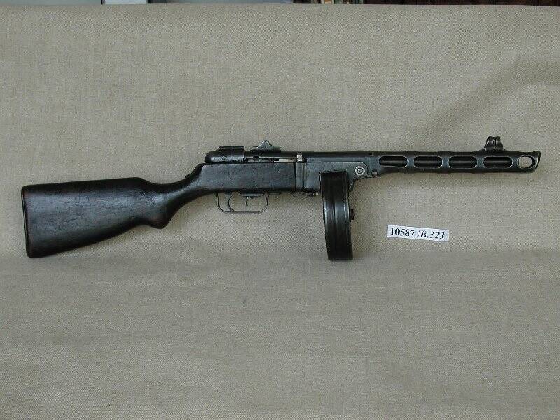 Пистолет-пулемет Шпагина ( ППШ-41)