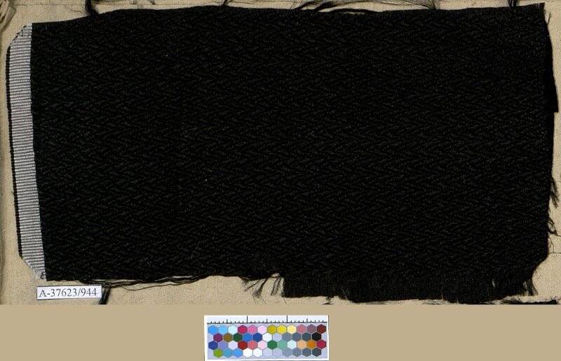 Альбом № CXXXVI с 1169 образцами шелковых и полушелковых тканей с тканым узором. Образец ткани из альбома.