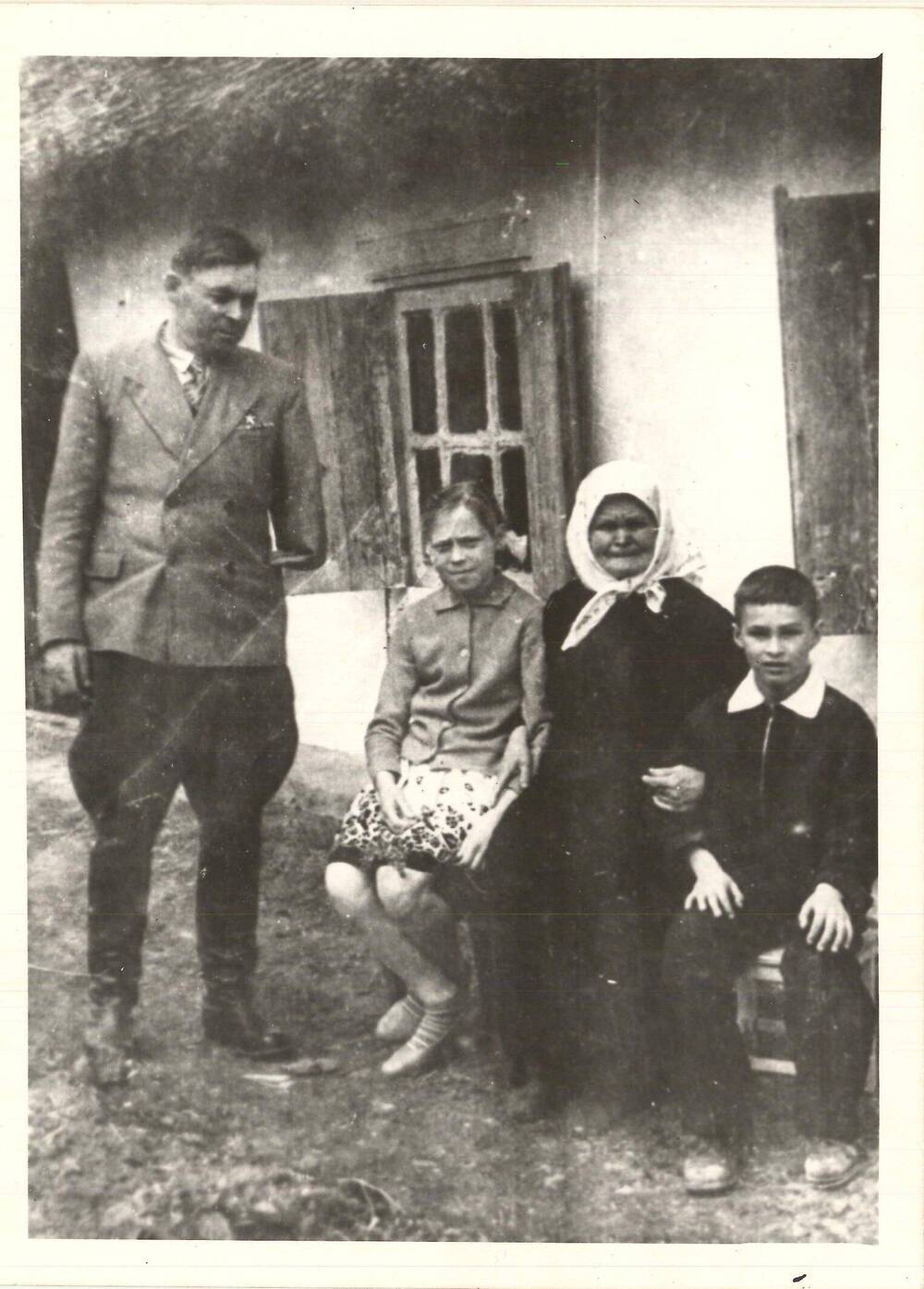 Фотография Губа Василия Алексадровича с семьей