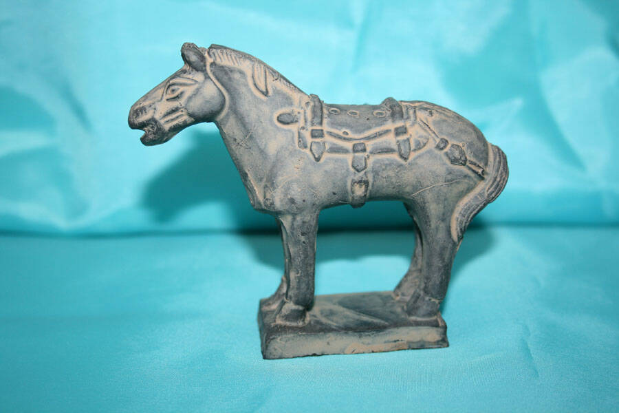 Статуэтка терракотовая «Лошадь»
