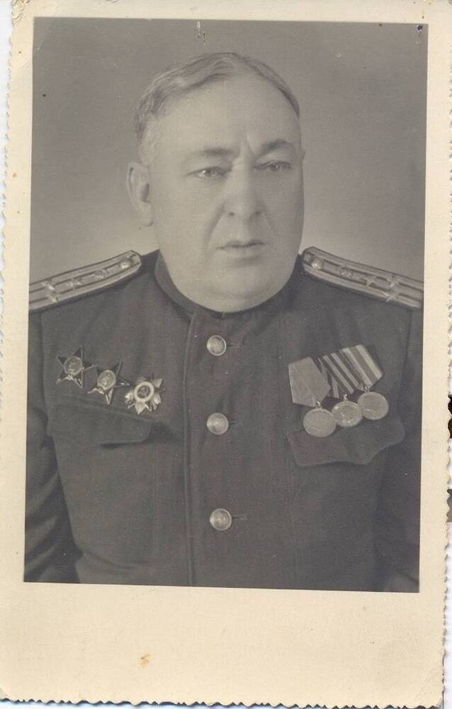 Фото Вязьменский Лев Аронович - начальник эвакогоспиталя N 2068 в Туле во время Великой Отечественной войны