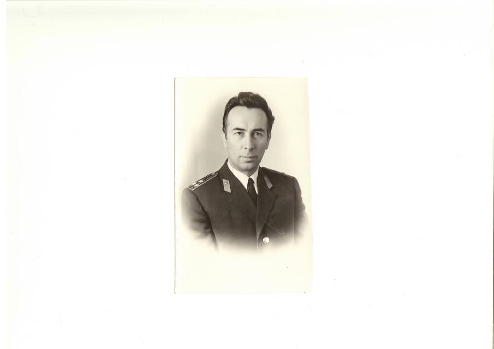 Фото черно-белое, погрудное  Пристанского С. И. – бывшего заместителя министра юстиции, уроженца Г. Калача-на-Дону, 1970
