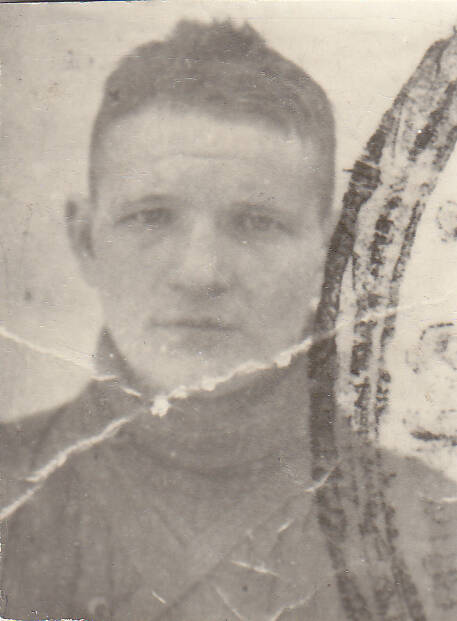 Фото Голубева Ивана разведчика 5 ОБМП, погиб в 1942 г