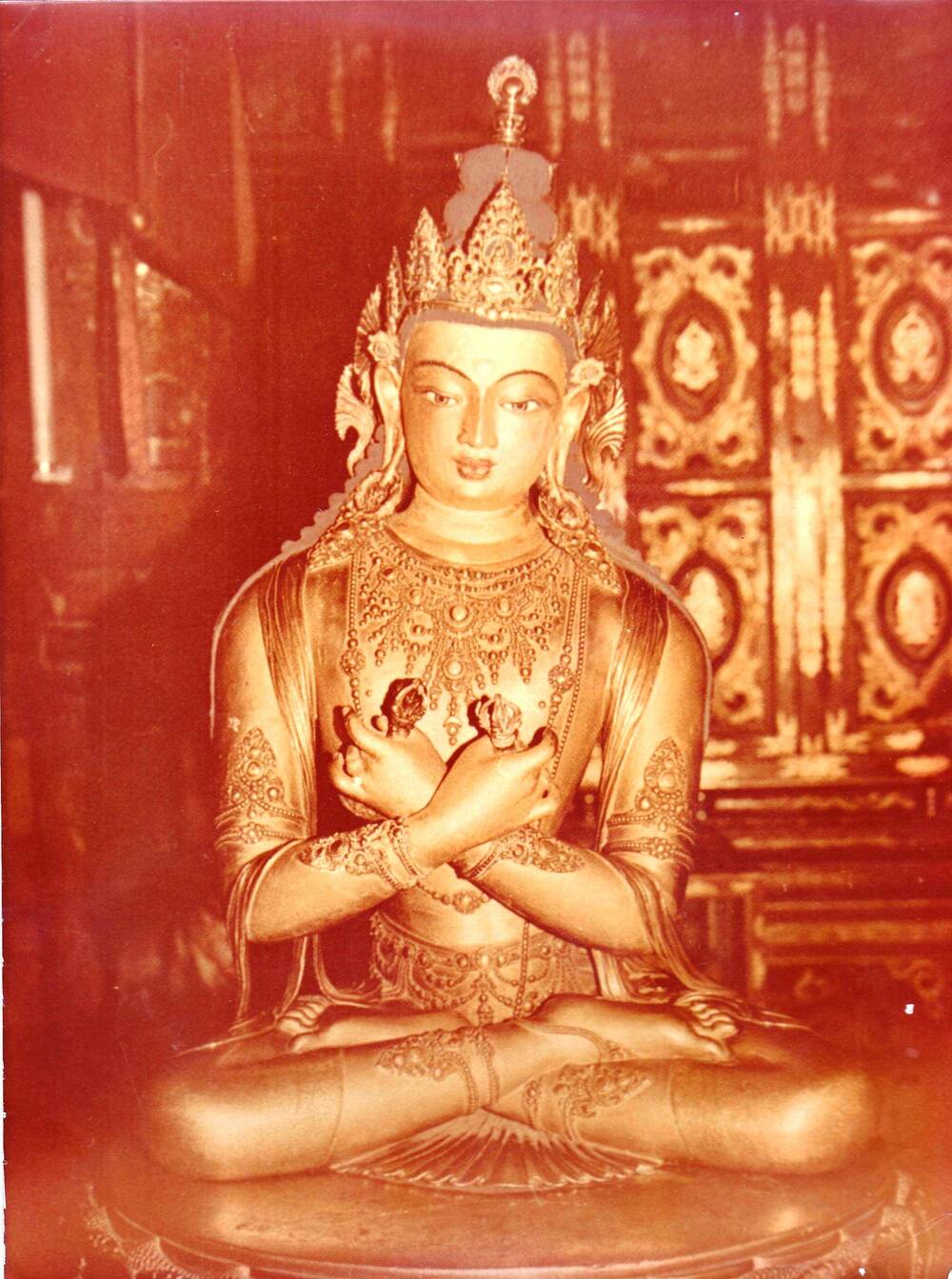 Фото цв. матов. Ваджира – Дара, один из Будд.