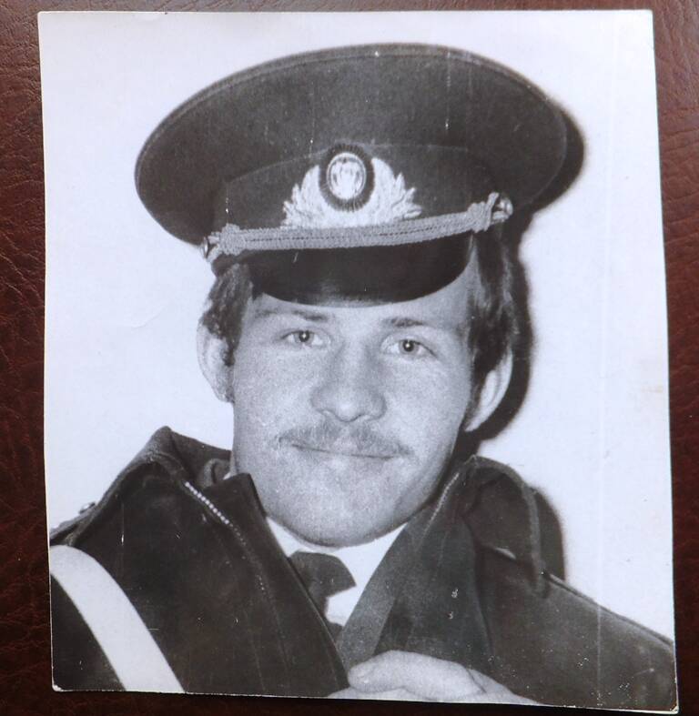 Фото. Лопатин Владимир Викторович, инспектор дорожно-патрульной службы, 1980-е годы.