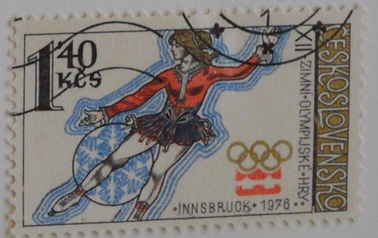 Марка почтовая. Танцы на льду. Из Коллекции марок Чехословацкой Социалистической республики, серии из 2-х марок «Олимпиада в Инсбруке»