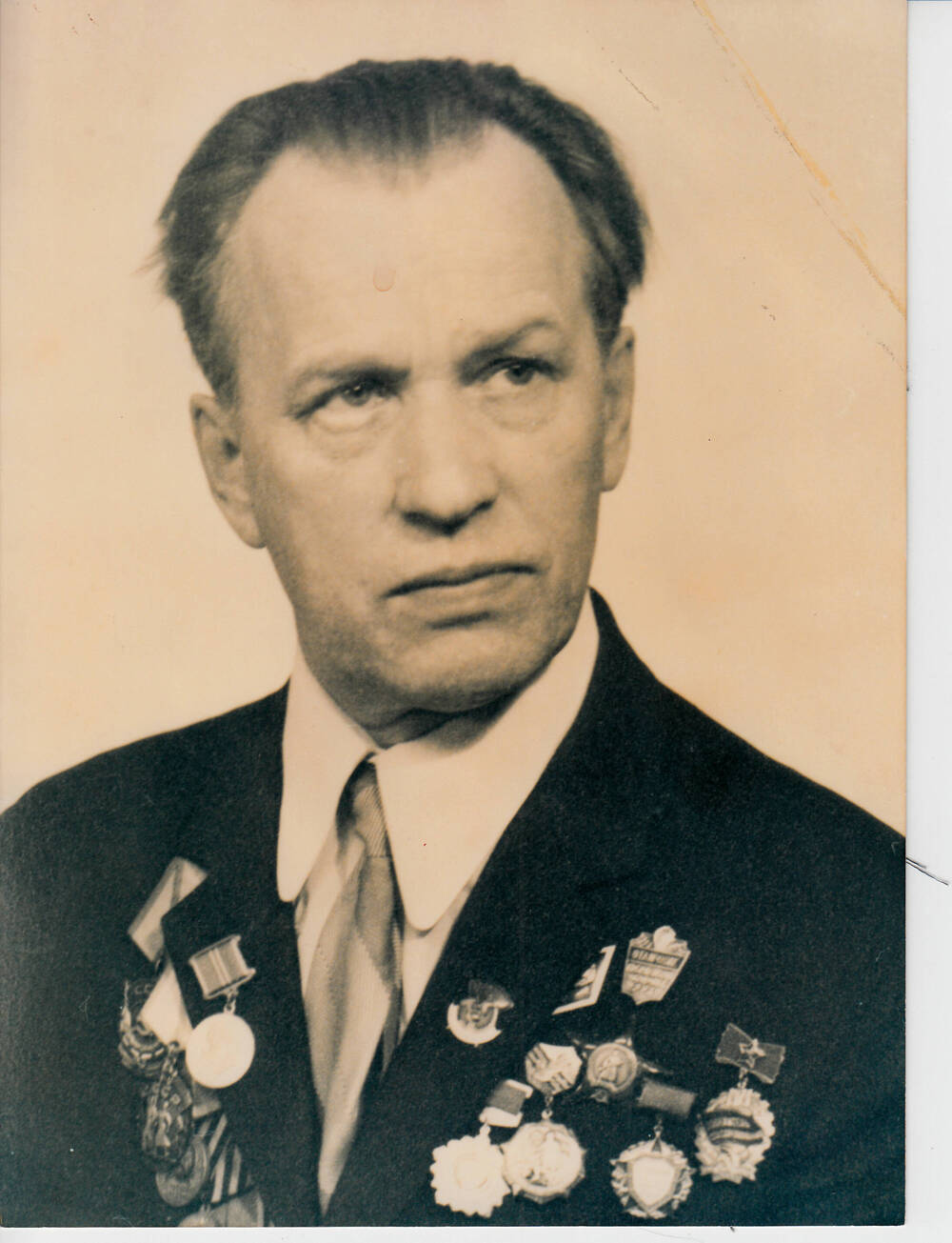 Фотография. Сорокин Иван Михайлович, врач-хирург Можгинской районной больницы, ветеран Великой Отечественной войны 1941-1945 гг.