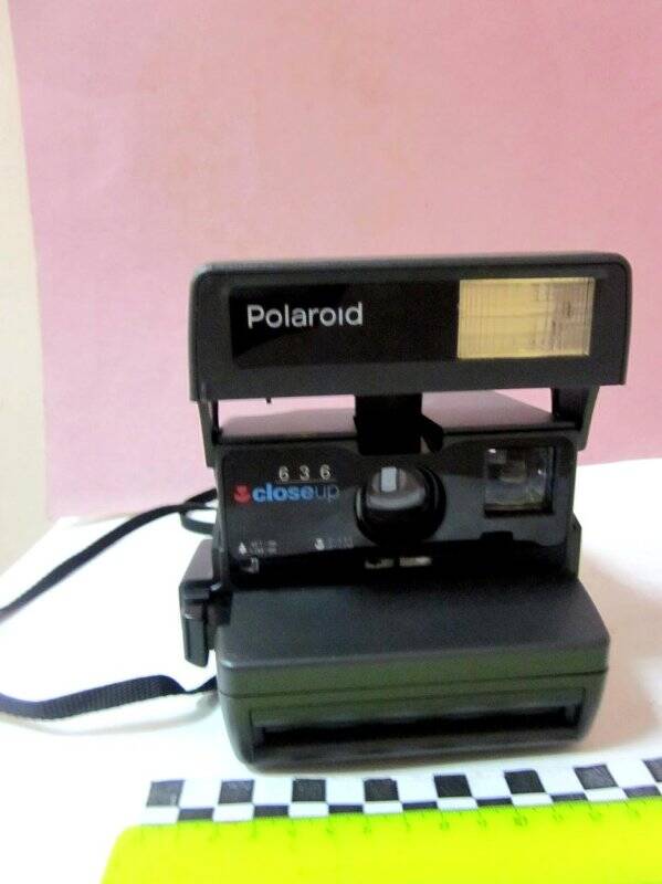 Фотоаппарат «POLAROID 636 Closeup  Instant Camera»