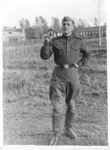 Фотография. Журналист Болдин А. А. в рядах Советской армии