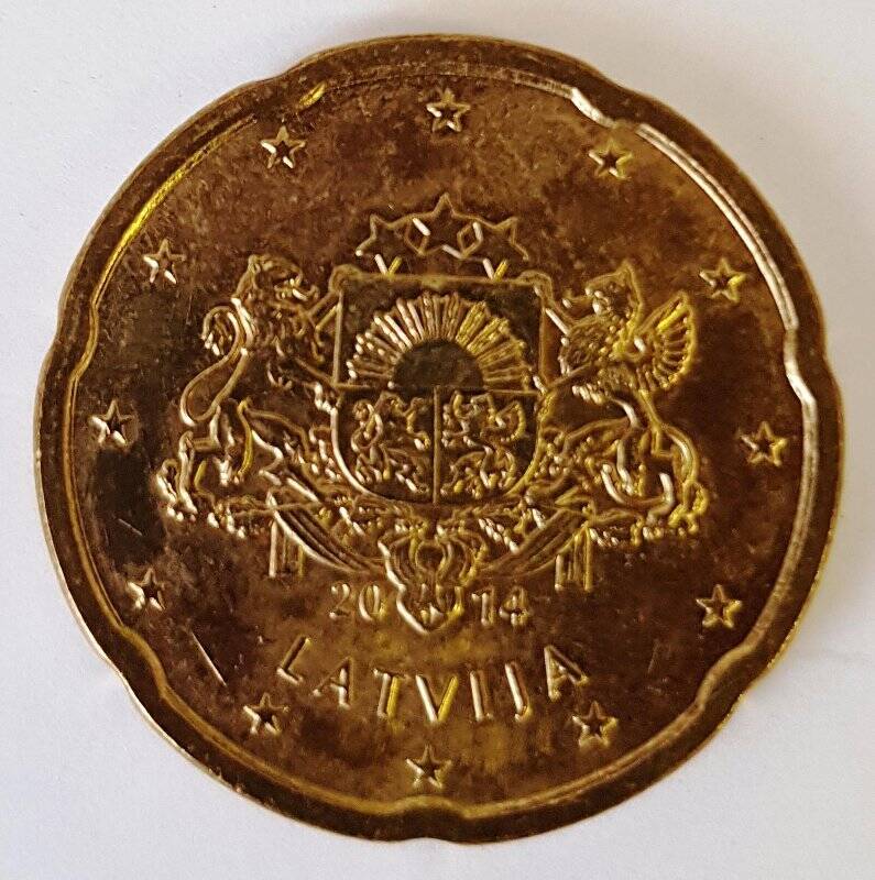 Монета иностранная. Латвия