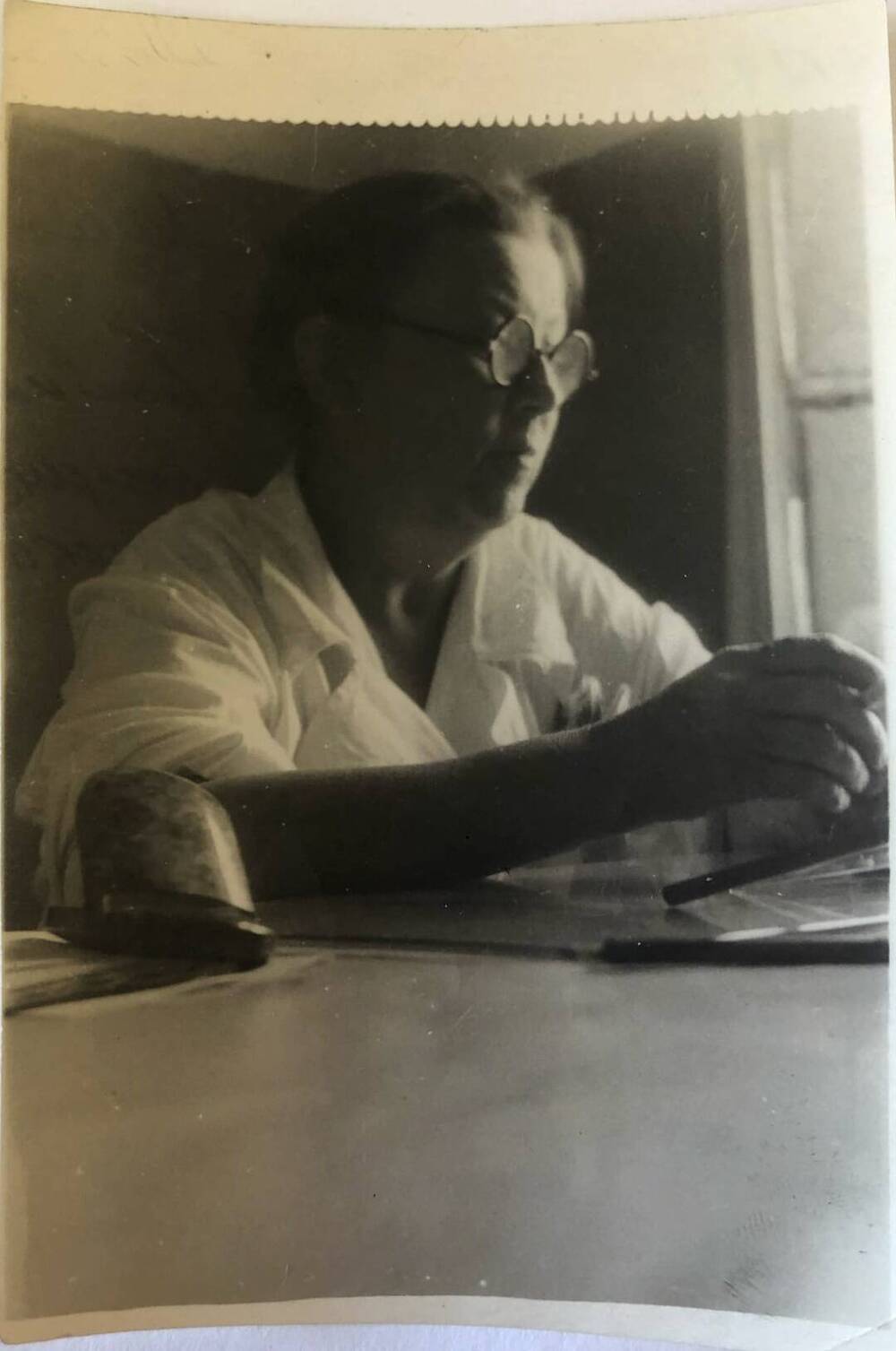Фотография Ушаковой Анны Павловны, врача, главного врача эвакопункта во время Великой Отечественной войны 1941-1945 гг.