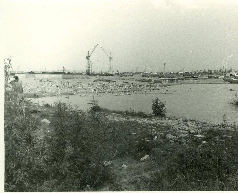 Фото черно-белое, видовое Вид на реку Печору с дамбы, г. Печора, Коми АССР, 1976 г.