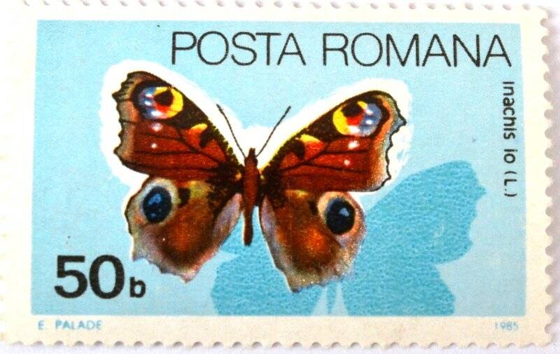 Почтовая марка (Румыния) «Ynachis io (d)»