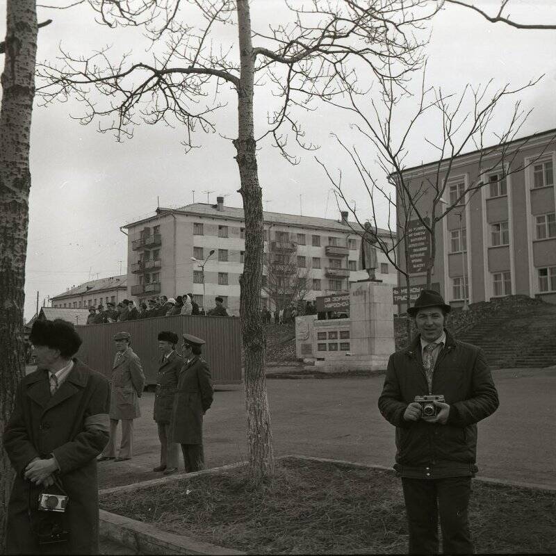 Негатив. По истории Алдана. Праздники. Первомайская демонстрация.