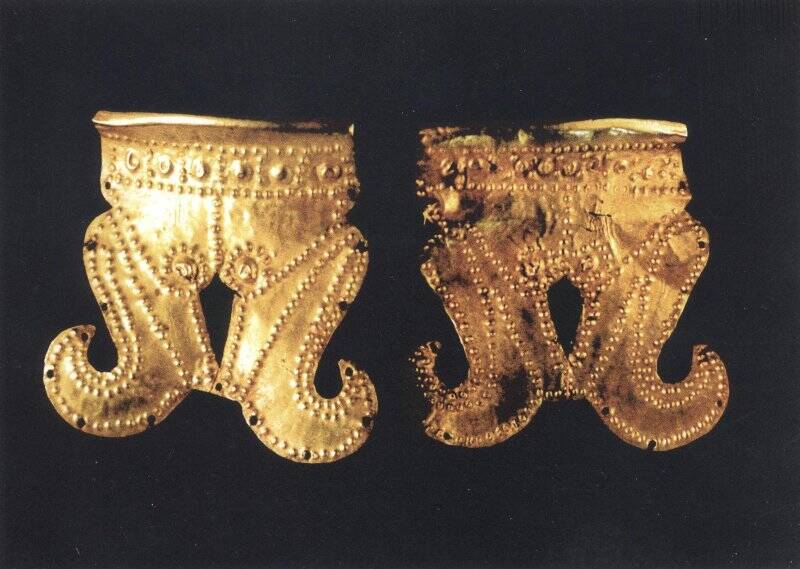Накладки на деревянный сосуд. V в. н.э. Из набора открыток цветных «Золото сарматов»