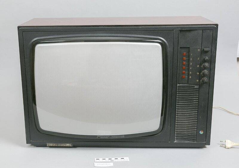 Телевизор Витязь Ц 381 Д.