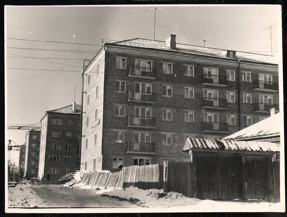 Фотография: Строительство домов по улице Еф. Колчина в районе ул. Советской.