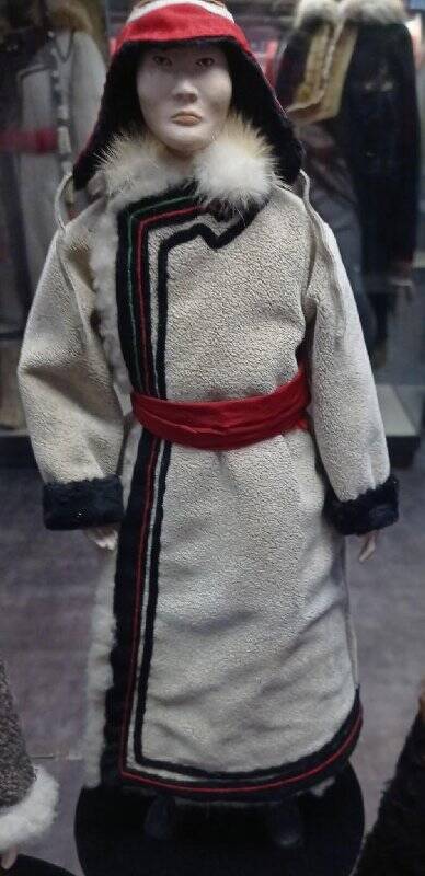 Кукла декоративная в алтайской национальной одежде мужчины