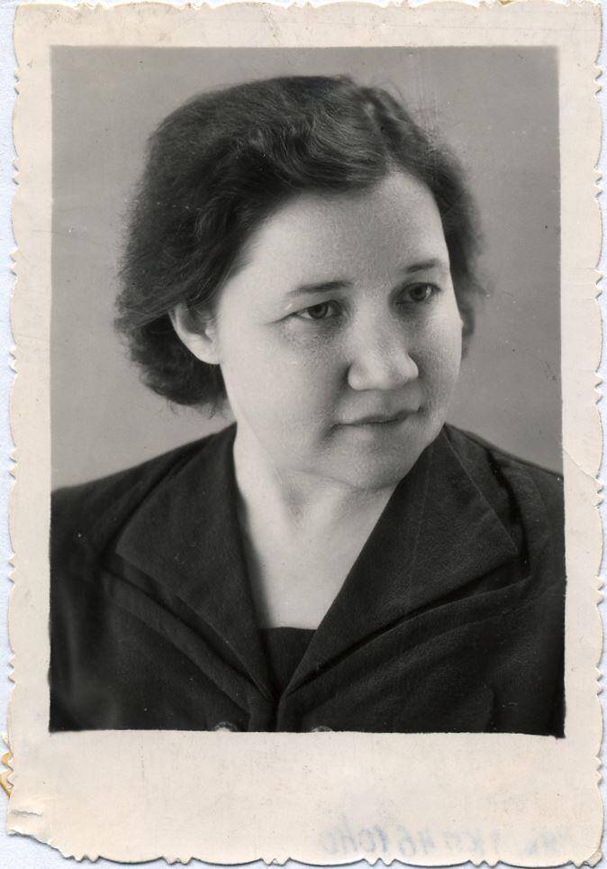 Фотопортрет чёрно-белый, погрудный М.А. Каракчиева, 1950-е гг., начало