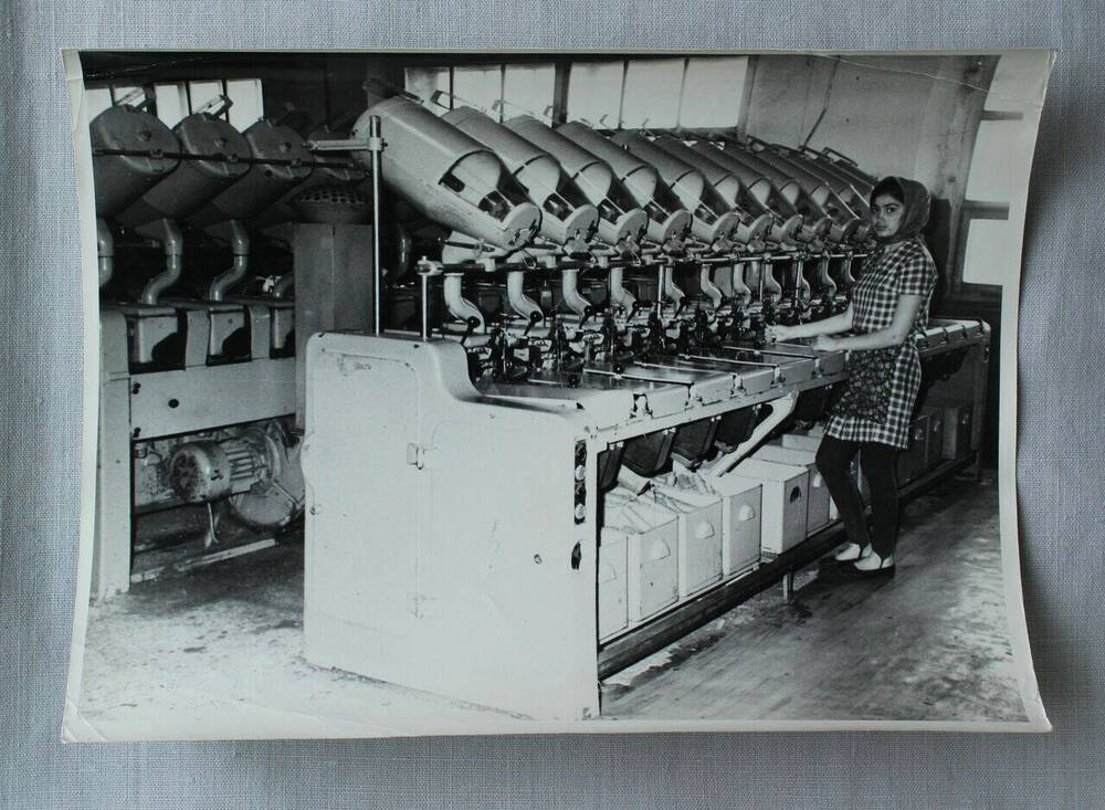 Фотография. Автомат трубчатых початков АТП-290. Льнокомбинат «Красная текстильщица».
