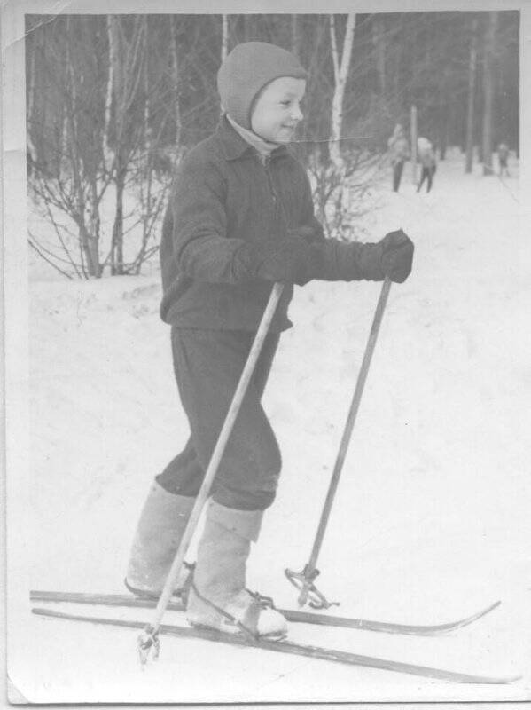 Фото: Добрынин Сережа, 10 лет, катается на лыжах, ходит в лыжную секцию