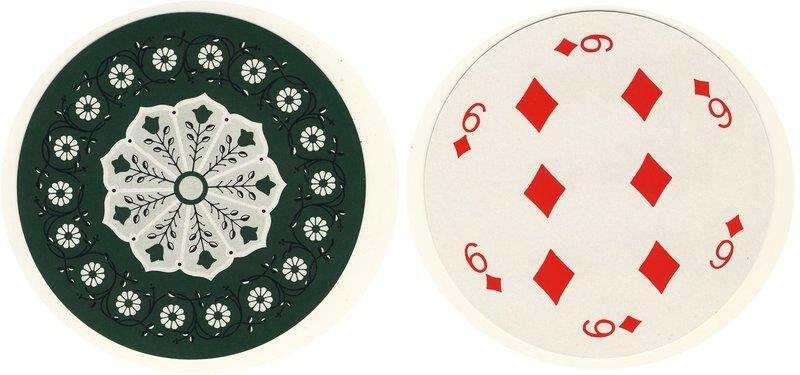Шестёрка бубен из колоды карт игральных круглых