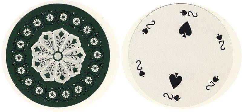 Двойка пик из колоды карт игральных круглых