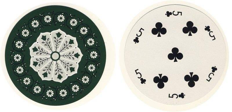 Пятёрка треф из колоды карт игральных круглых