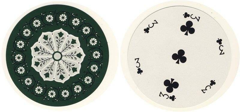 Тройка треф из колоды карт игральных круглых