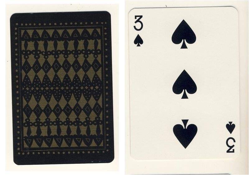 Тройка пик из колоды карт игральных Шотландские исторические