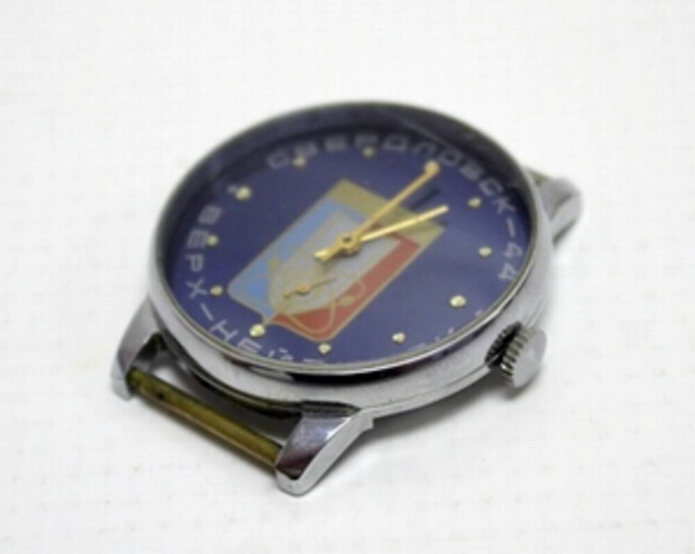 Часы наручные Победа, Терешко Анатолия Тихоновича, Почетного гражданина города Новоуральска с 2007 года.