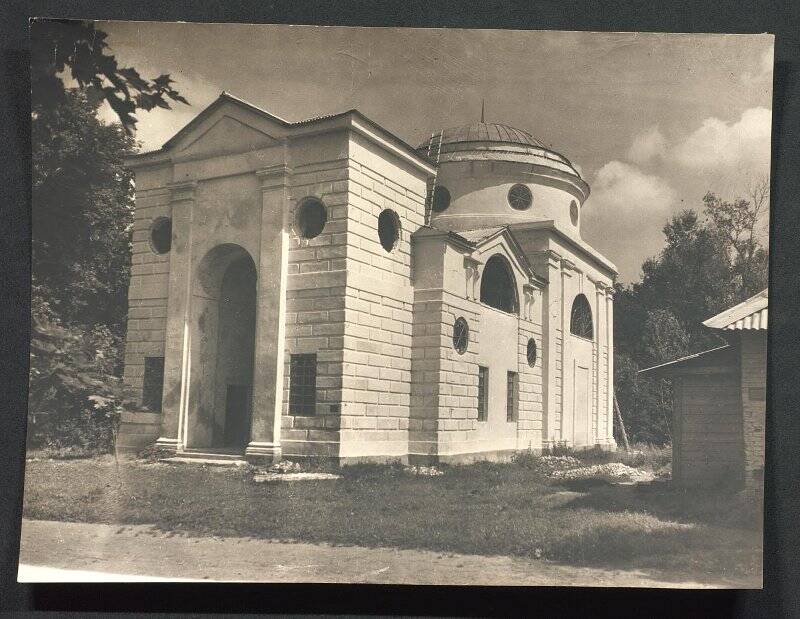 Церковь в Спасском - Лутовинове.