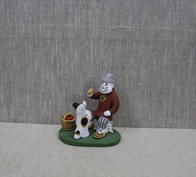 Каргопольская глиняная игрушка «Грибник с собакой».