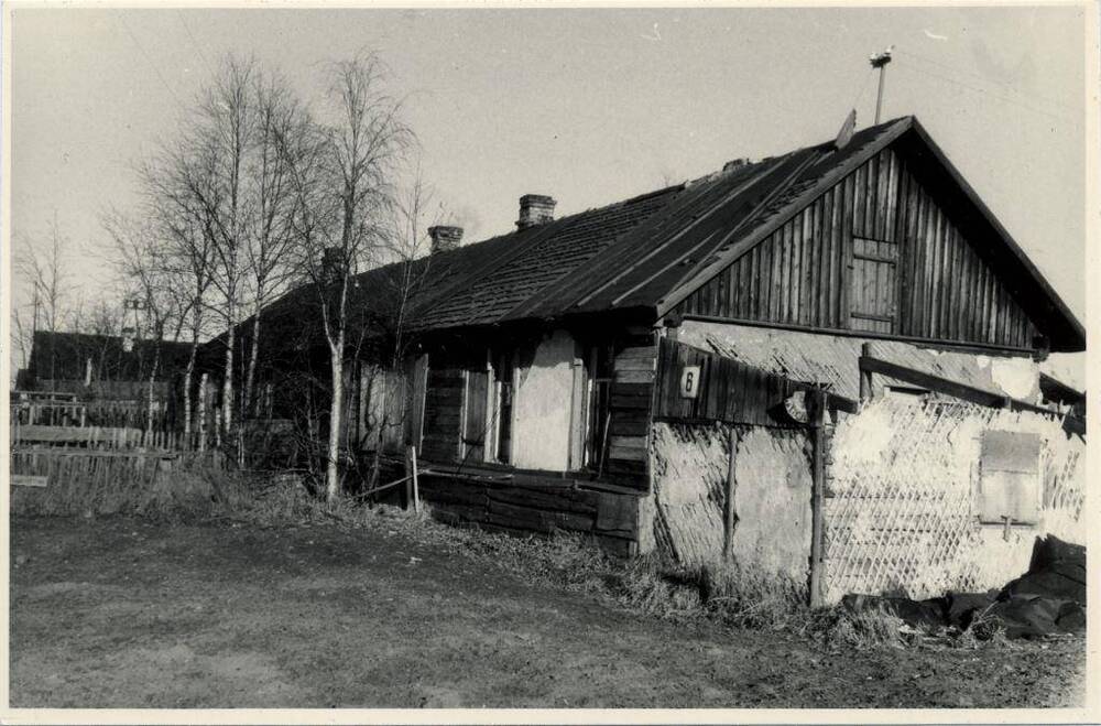 Фото чёрно-белое, видовое Дом по ул. Стадионной, г. Печора, 1990 г.