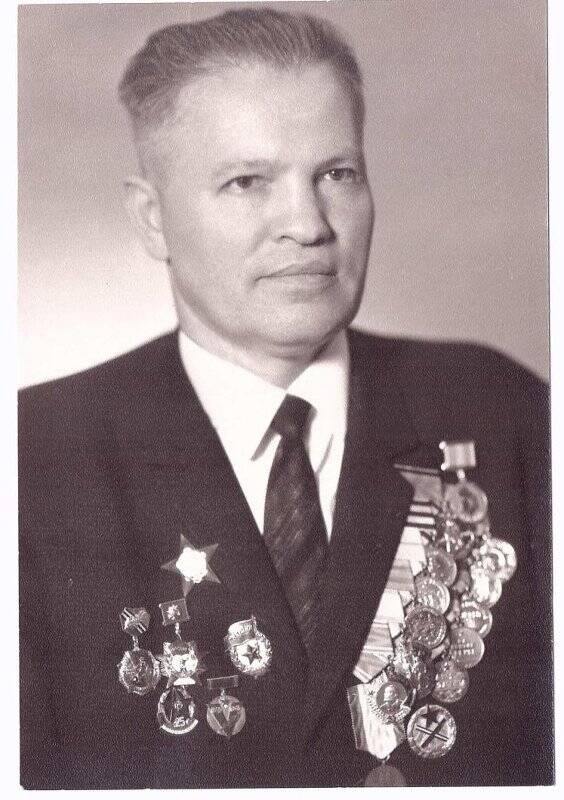 Фотография. Кузьмин М.К. - бывший командир сан. взвода 363 с.д. 30 Армии Калининского фронта.