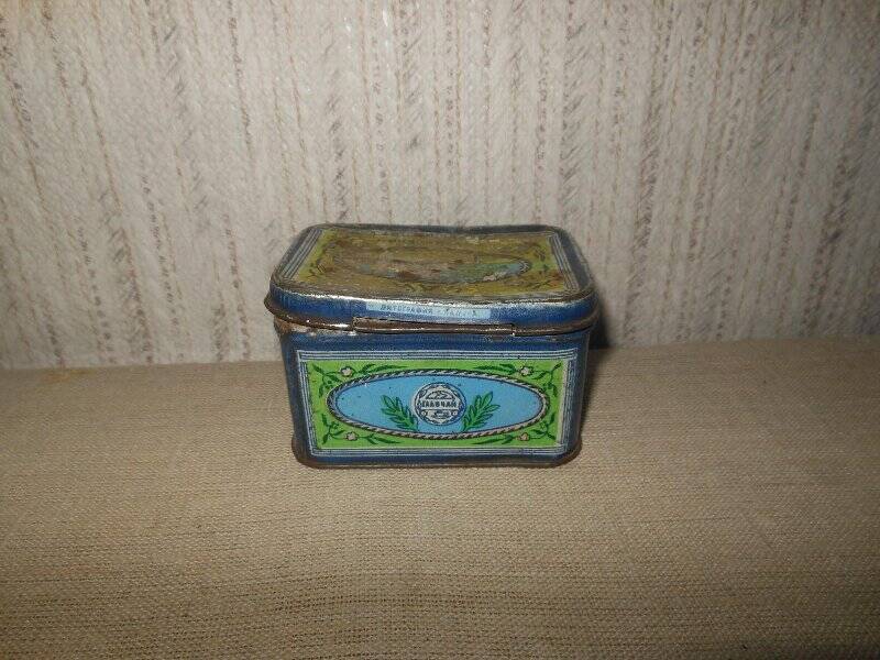 Коробка из под грузинского чая.