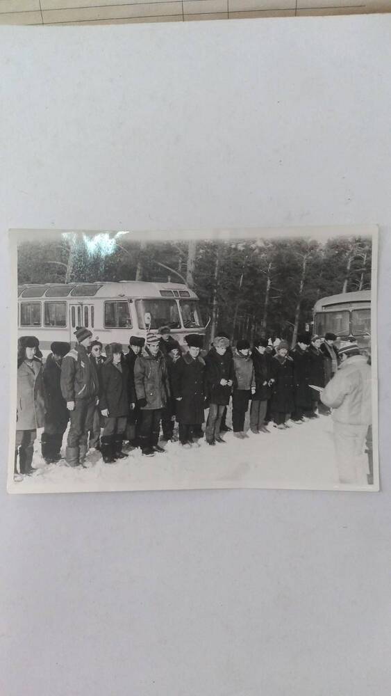 Фотография команд на первенстве Хакасии по лыжам среди сотрудников ОВД