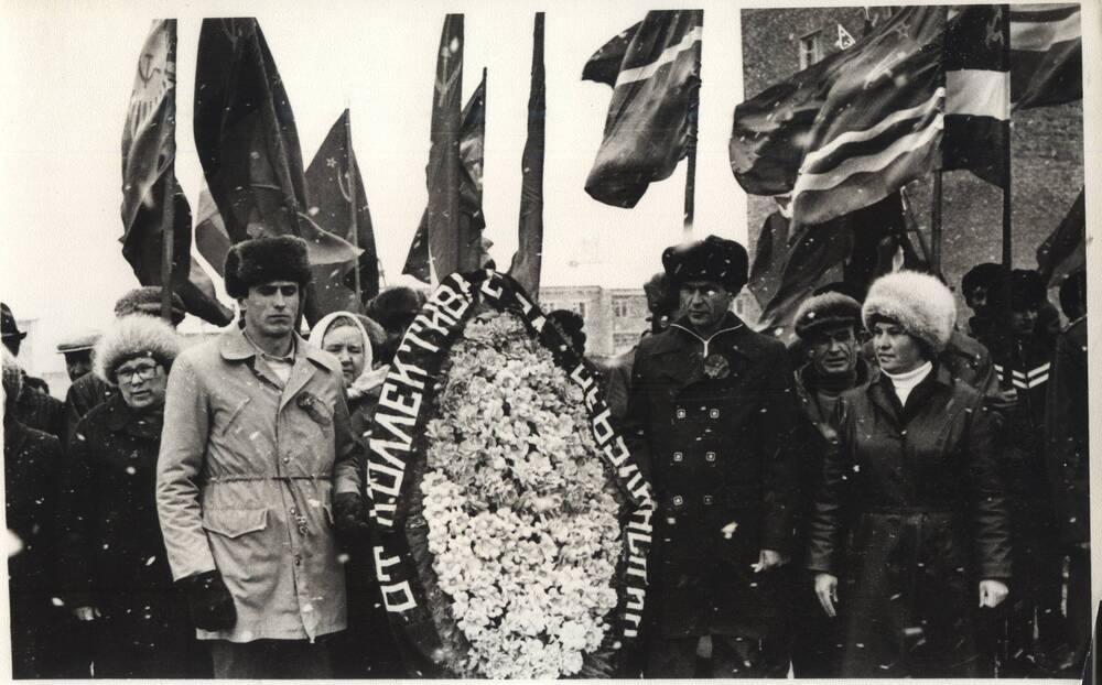 Фото ч/б.  40-летие празднования Победы в Великой Отечественной войне 1941-1945гг.