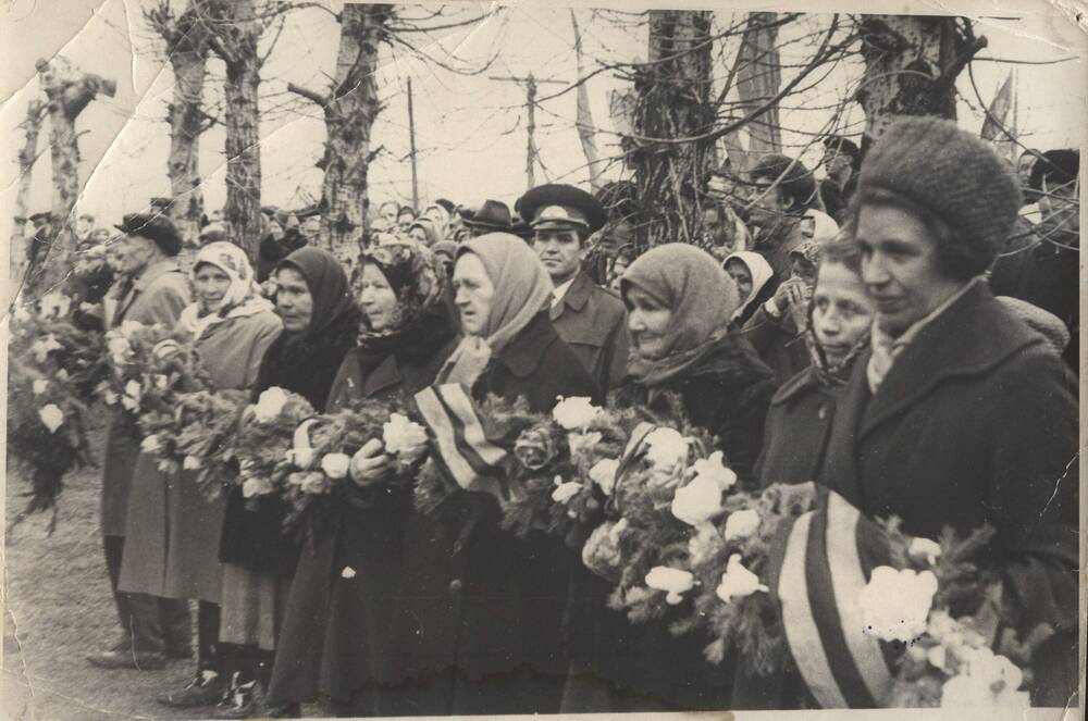 Фото ч/б.  40-летие празднования Победы в Великой Отечественной войне 1941-1945гг.