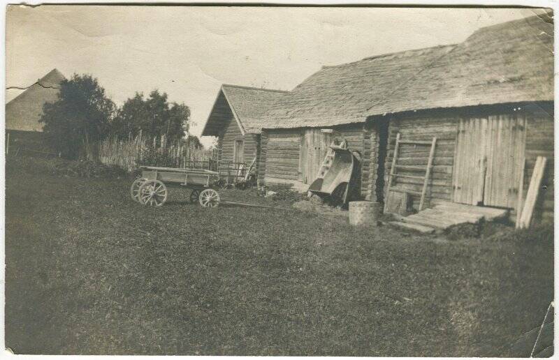 Фотография. Хозяйственные постройки. Краснохолмский уезд Тверской губернии.