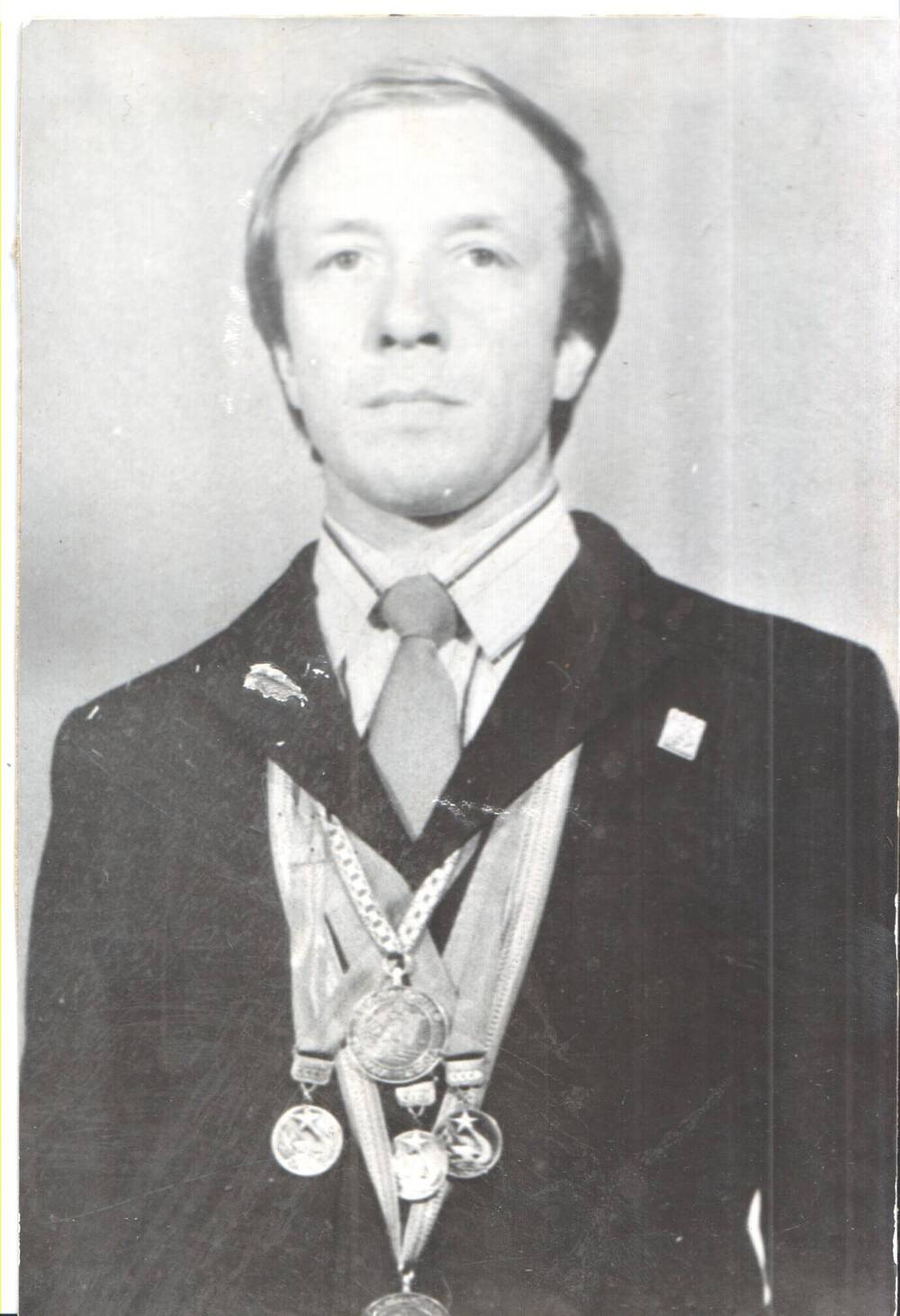 Фотопортрет. Гришаленко Виктор Павлович – многократный призер СССР, мастер спорта СССР по мотоспорту.